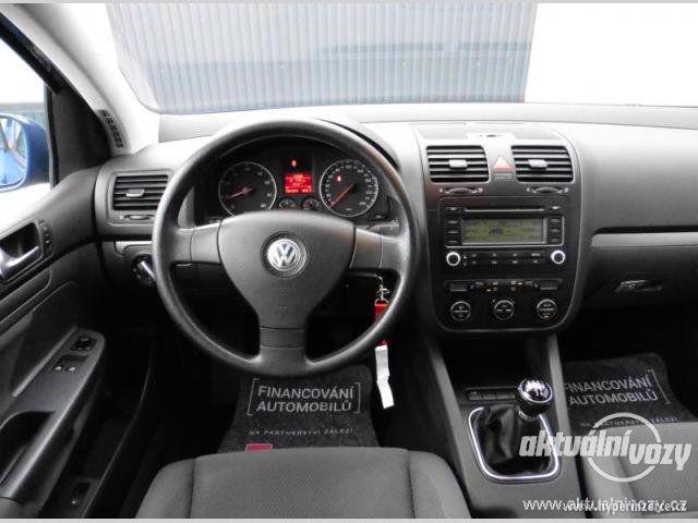 Volkswagen Golf 1.6, benzín, vyrobeno 2006 - foto 14