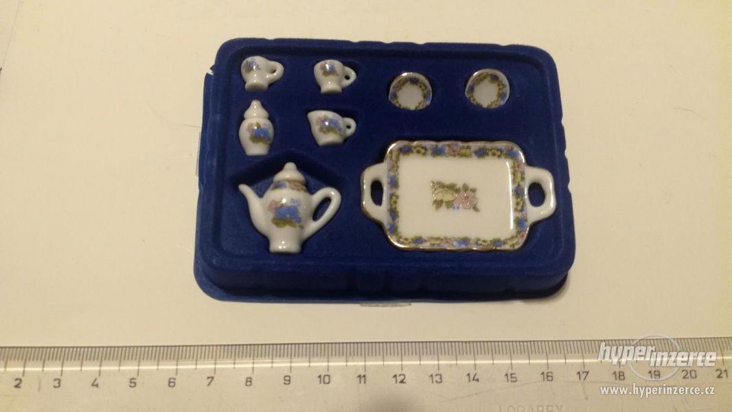 porcelánový miniaturní servis 10 dílů - foto 2