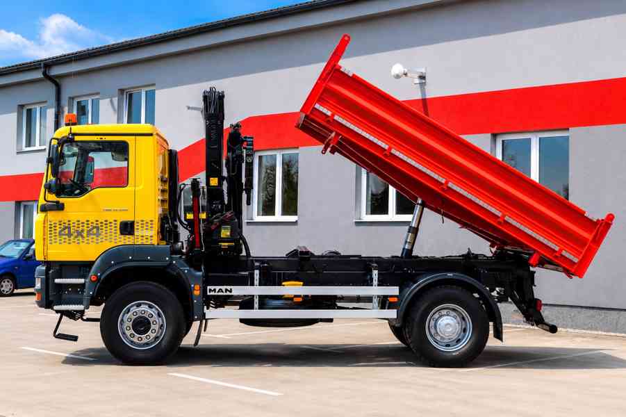 MAN TGA 18.280 4X4 TŘÍSTRANNÝ SKLÁPĚČ + HYDR. RUKA - EURO4 - foto 8
