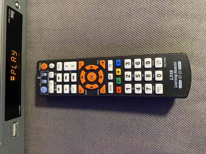 VHS videorekordér THOMSON, 6hlav, Hifi stereo - foto 4