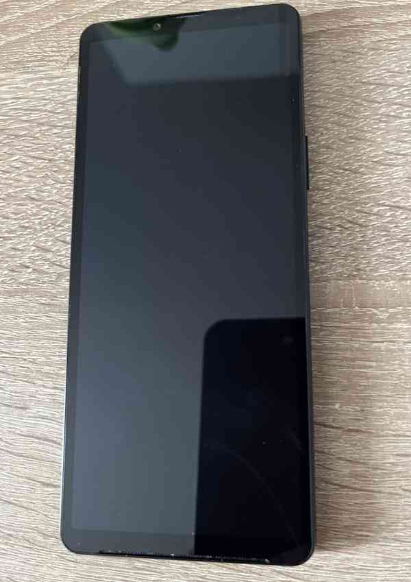 Sony Xperia 10 V - foto 3