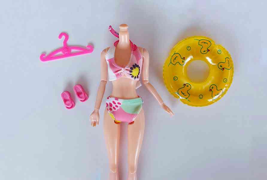 NOVÉ! Set pro panenku Barbie, plavecký kruh s žabkami - foto 1