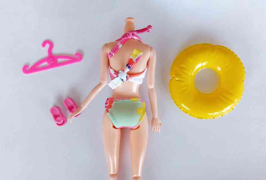NOVÉ! Set pro panenku Barbie, plavecký kruh s žabkami - foto 5