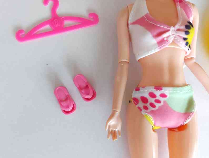 NOVÉ! Set pro panenku Barbie, plavecký kruh s žabkami - foto 4