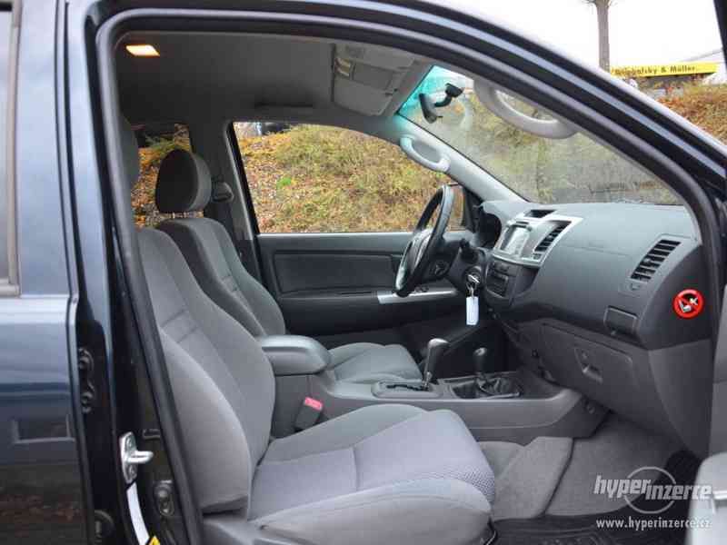 Toyota Hilux Double Cab Life 4x4 126kW - foto 7