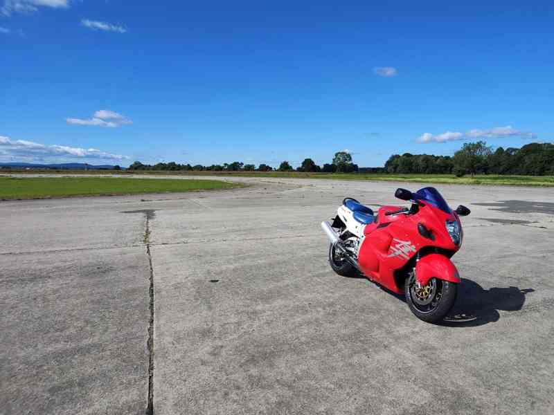 Suzuki GSX1300R Hayabusa, původ ČR - foto 13