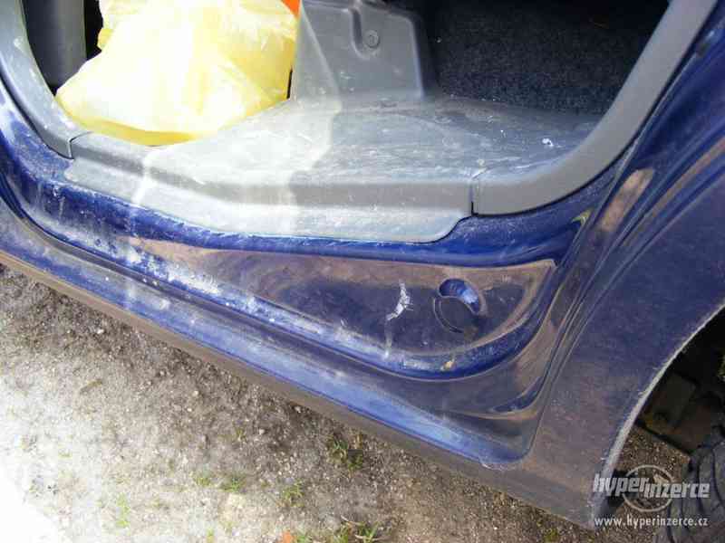 Opel Agila 1.0 - foto 4