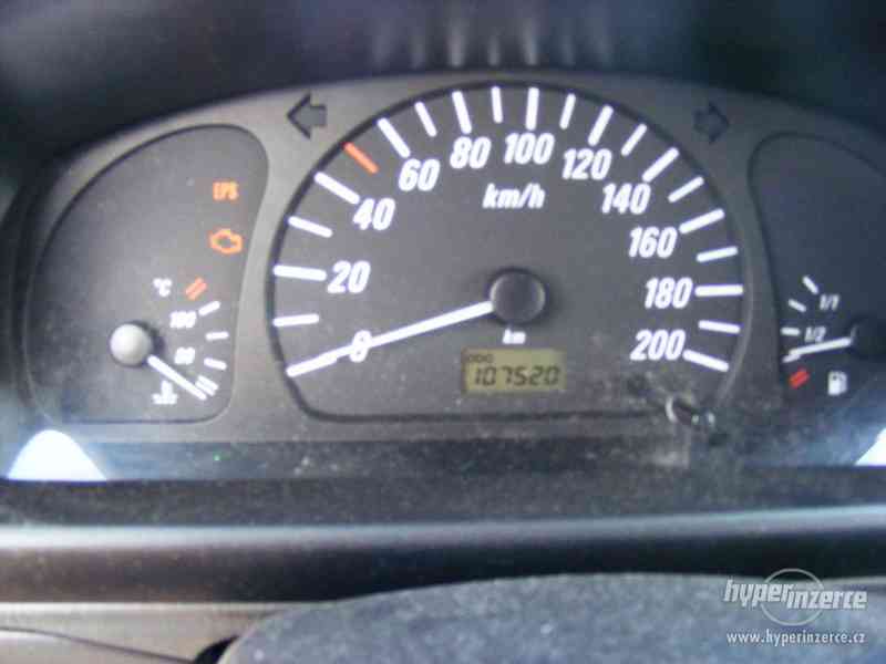 Opel Agila 1.0 - foto 9