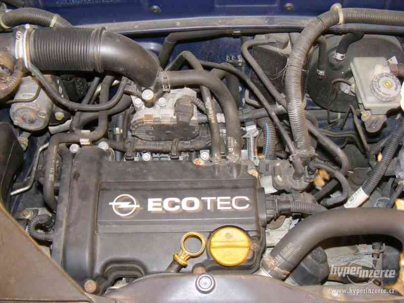 Opel Agila 1.0 - foto 10