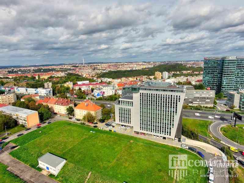 Pronájem kanceláře 490 m2 Vyskočilova, Praha Michle - foto 5