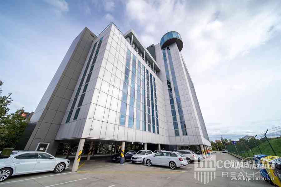 Pronájem kanceláře 490 m2 Vyskočilova, Praha Michle - foto 10