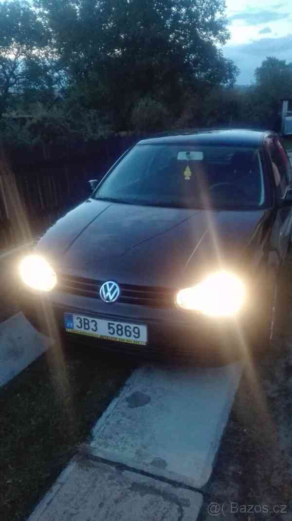 Volkswagen Golf 4 1.6 16v - foto 1