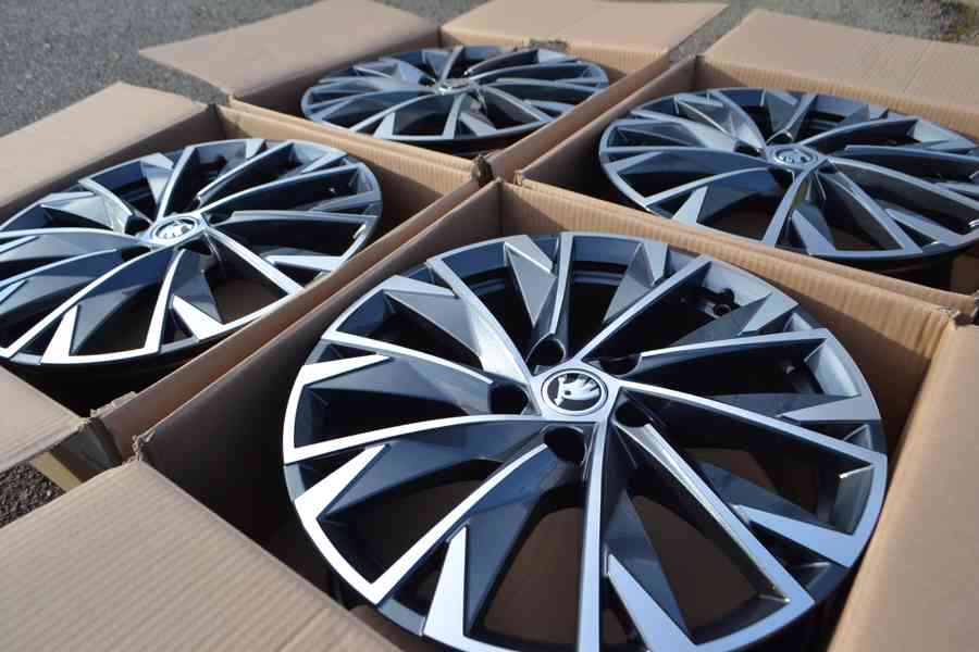 Škoda Karoq/Seat Ateca- NOVÉ 18 Alu disky 7Jx18 ET45, 5x112 - foto 21