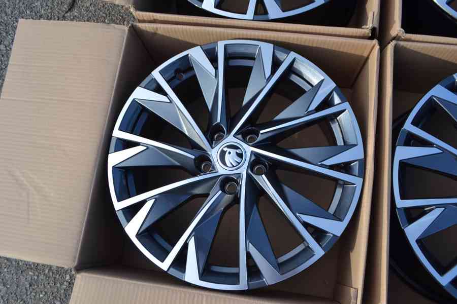 Škoda Karoq/Seat Ateca- NOVÉ 18 Alu disky 7Jx18 ET45, 5x112 - foto 18