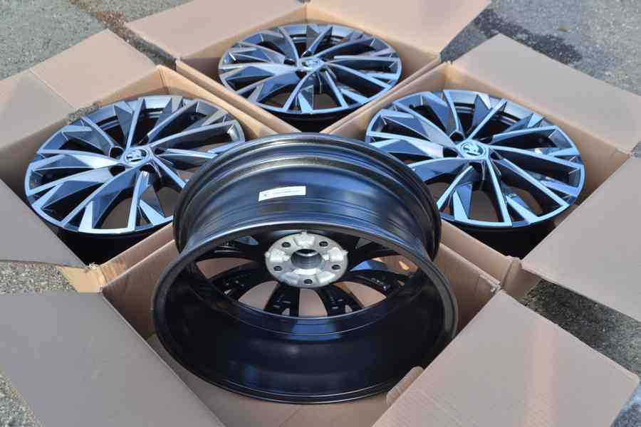 Škoda Karoq/Seat Ateca- NOVÉ 18 Alu disky 7Jx18 ET45, 5x112 - foto 23