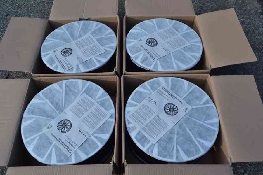 Škoda Karoq/Seat Ateca- NOVÉ 18 Alu disky 7Jx18 ET45, 5x112 - foto 15