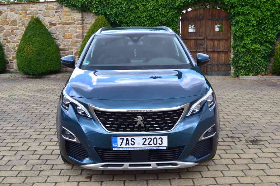 Peugeot 5008 1,5 HDI ACTIVE - foto 1