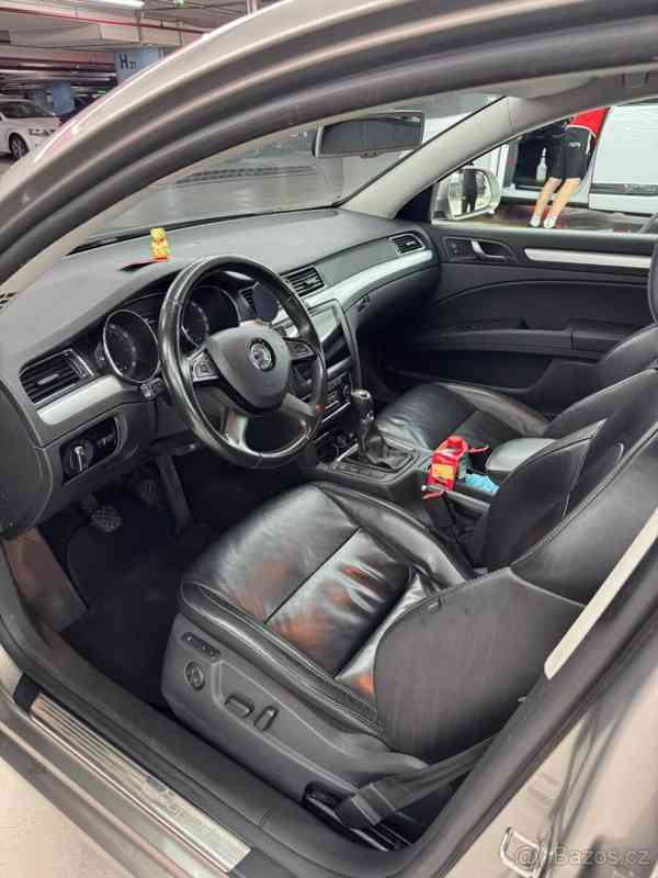 Škoda Superb 1,8   (2015) tsi 118kw, 197 000 km - foto 4