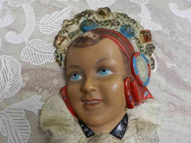 Krásná ručně malovaná Art Deco Maska Děvčátko Dívka Čechy - foto 2