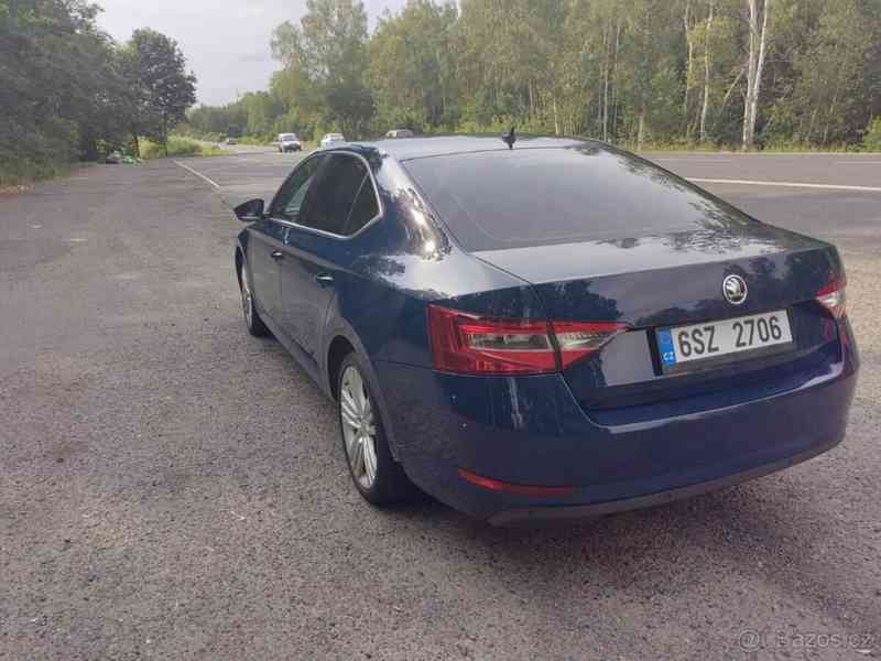 Škoda Superb 2,0   3 TDI - foto 4