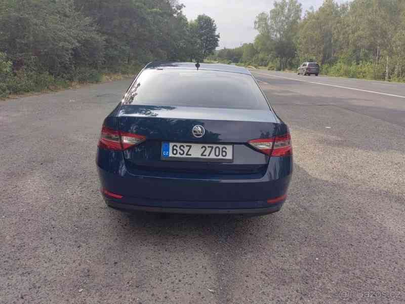 Škoda Superb 2,0   3 TDI - foto 3