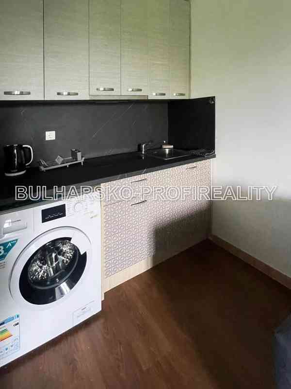 Bulharsko-PROSTORNÉ STUDIO (43 m²) - foto 6