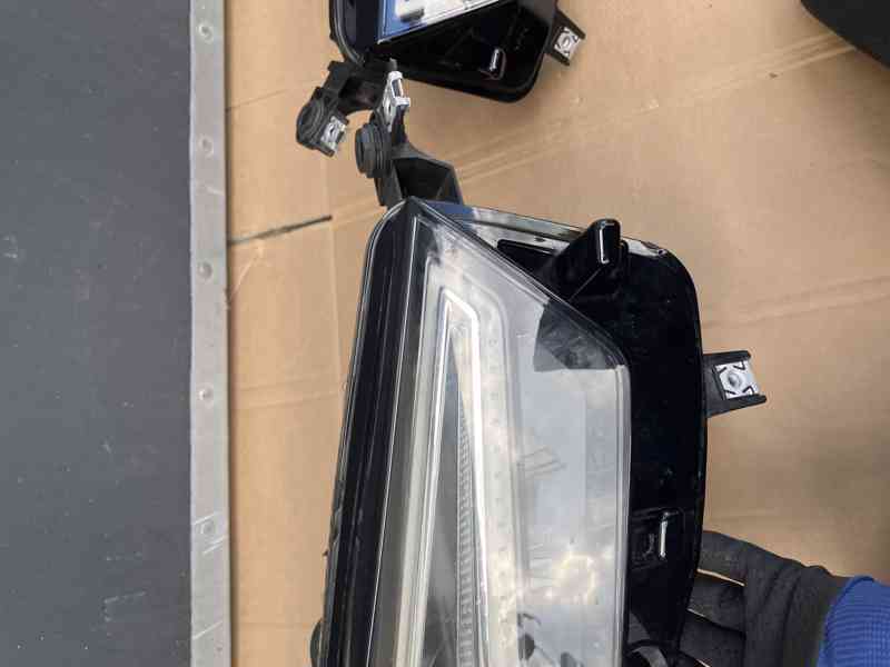 predni svetla svetlo seat ateca lift pravy levy FULL LED - foto 4