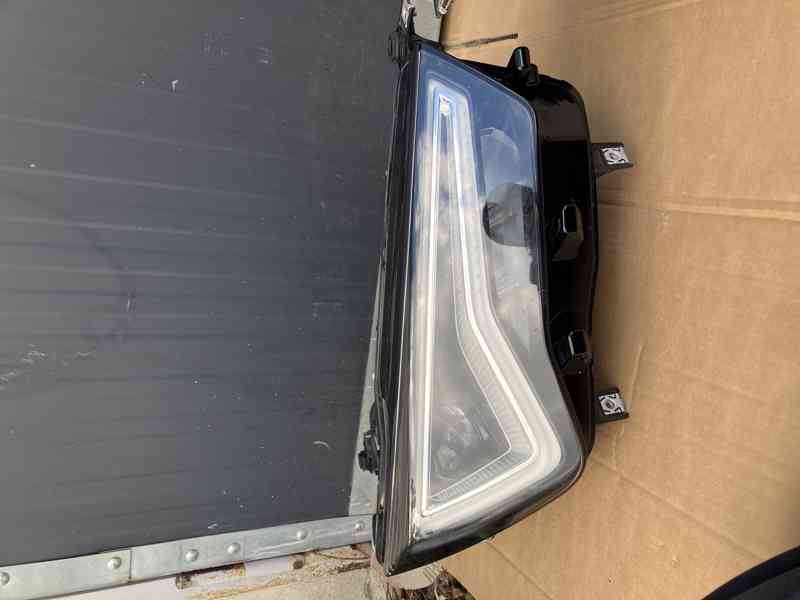 predni svetla svetlo seat ateca lift pravy levy FULL LED - foto 2