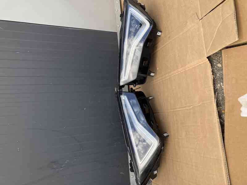 predni svetla svetlo seat ateca lift pravy levy FULL LED - foto 1