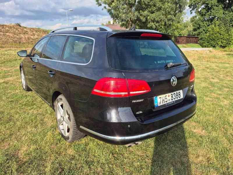 Volkswagen Passat 2,0   TDI Blue Motion - foto 18