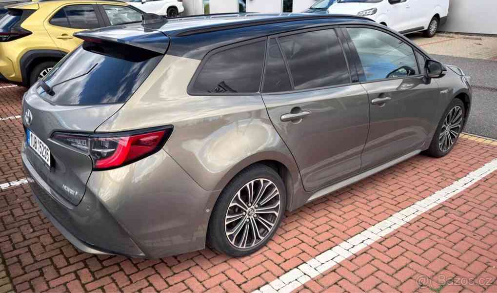 Toyota Corolla 1,8   Hybrid SELECTION - foto 4