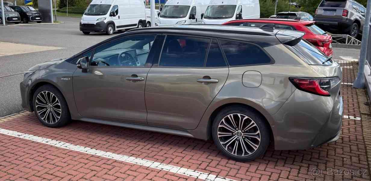 Toyota Corolla 1,8   Hybrid SELECTION - foto 2