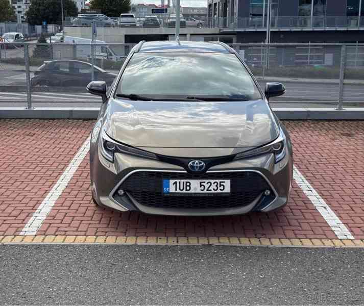 Toyota Corolla 1,8   Hybrid SELECTION - foto 1