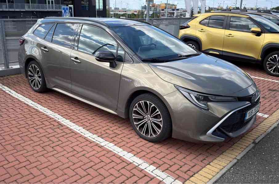Toyota Corolla 1,8   Hybrid SELECTION - foto 8