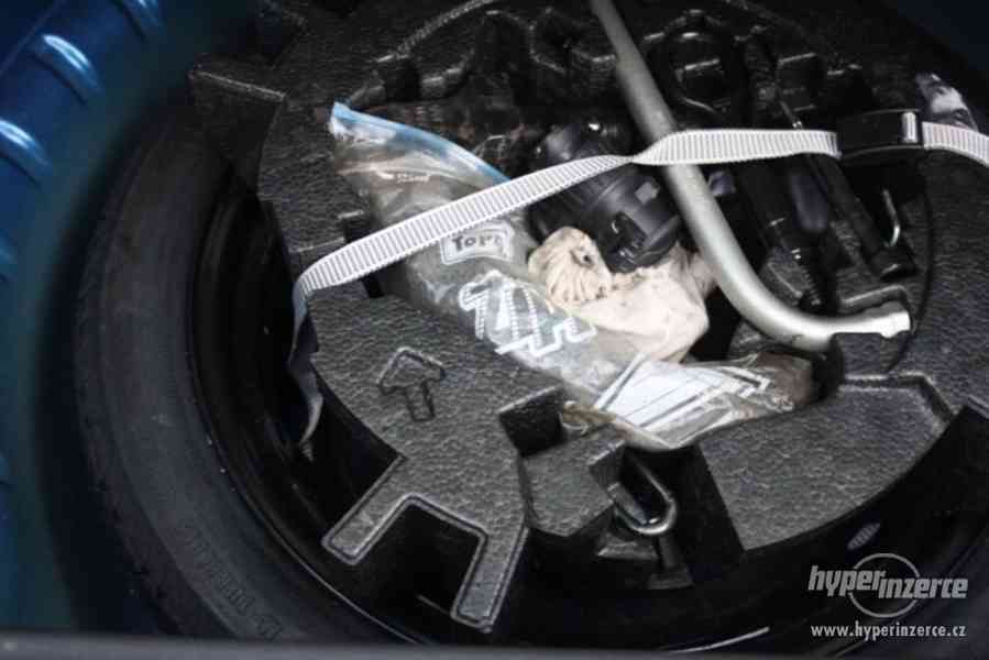 Skoda Octavia Combi 2.0 TSI RS benzín 162kw - foto 14