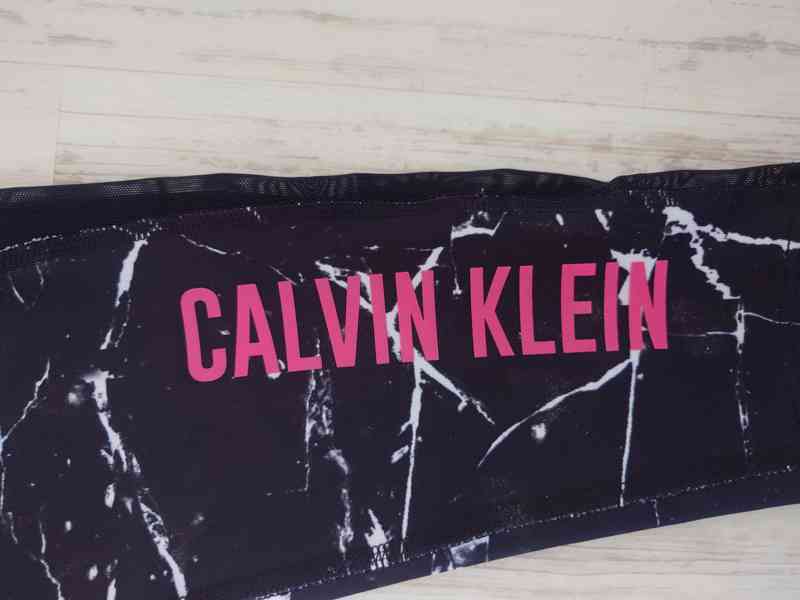 Nové sportovní legíny Calvin Klein  - foto 5