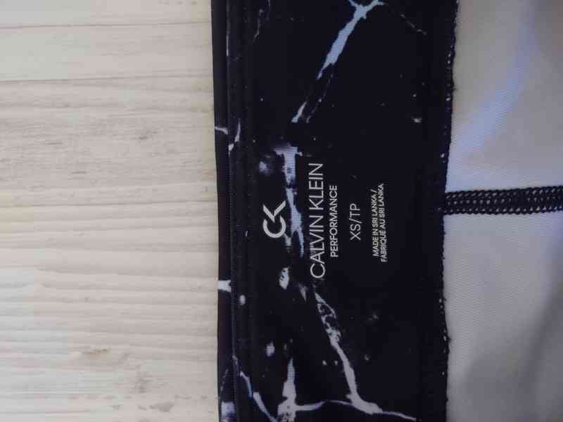 Nové sportovní legíny Calvin Klein  - foto 7