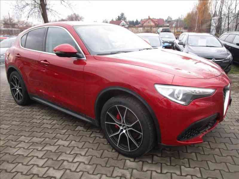 Alfa Romeo Stelvio 2,0 TBi 206KW MultiAir Q4 First Ed. - foto 1