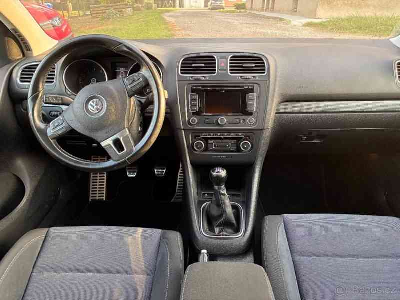 Volkswagen Golf 1,2   tsi STYLE rv.11/2011 výbava - foto 11