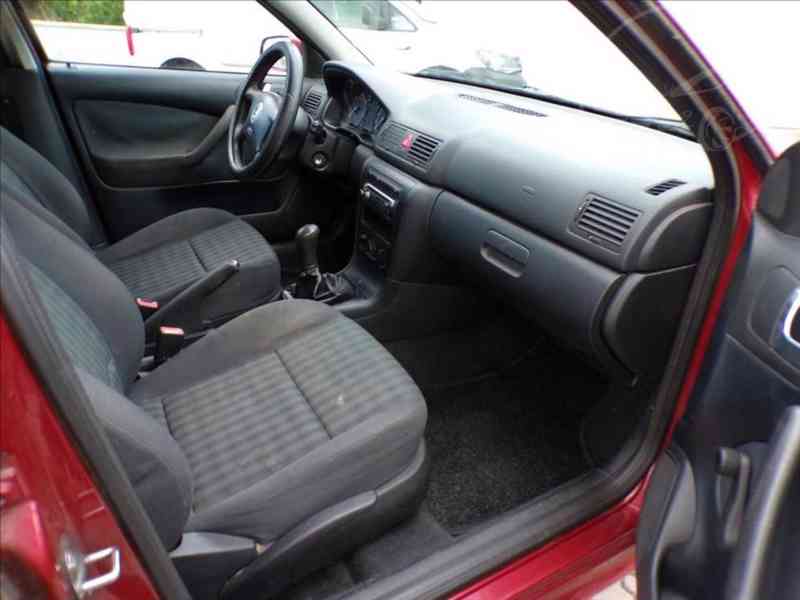 Škoda Octavia 1,9 TDI 1.MAJITEL,TAŽNÉ ZAŘ. - foto 12
