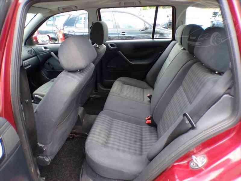 Škoda Octavia 1,9 TDI 1.MAJITEL,TAŽNÉ ZAŘ. - foto 9