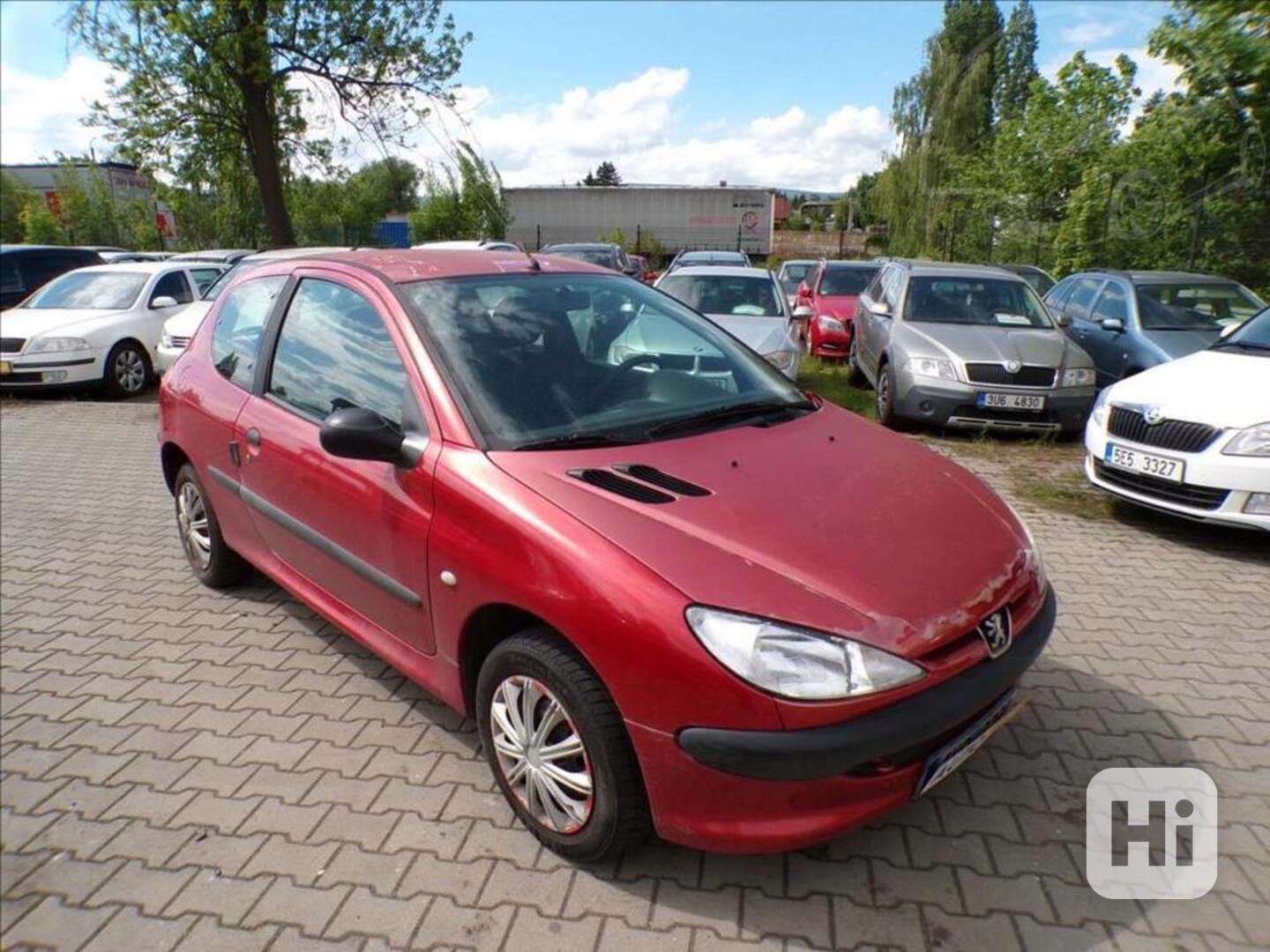 Peugeot 206 1,1 i - foto 1