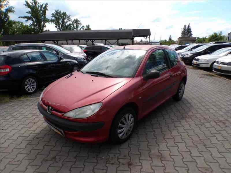 Peugeot 206 1,1 i - foto 2