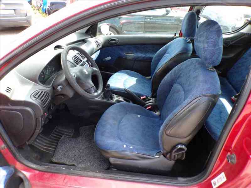 Peugeot 206 1,1 i - foto 7