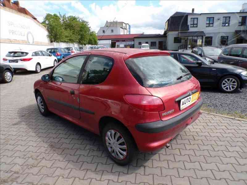 Peugeot 206 1,1 i - foto 3