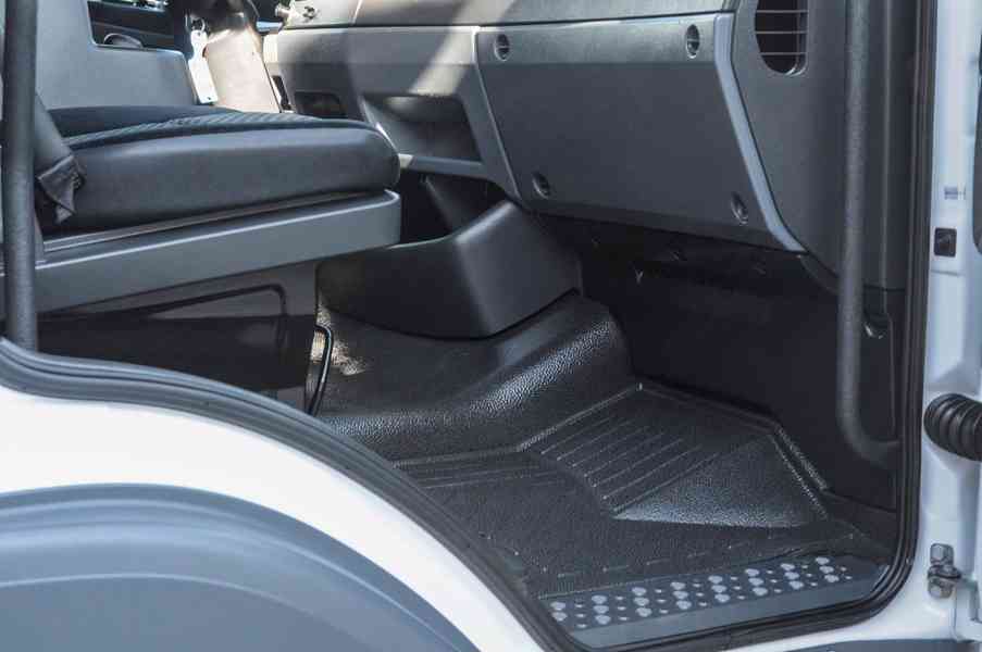 MERCEDES ATEGO 1222 TŘÍSTRANNÝ SKLÁPĚČ HYDRAULICKÁ RUKA EU5 - foto 40