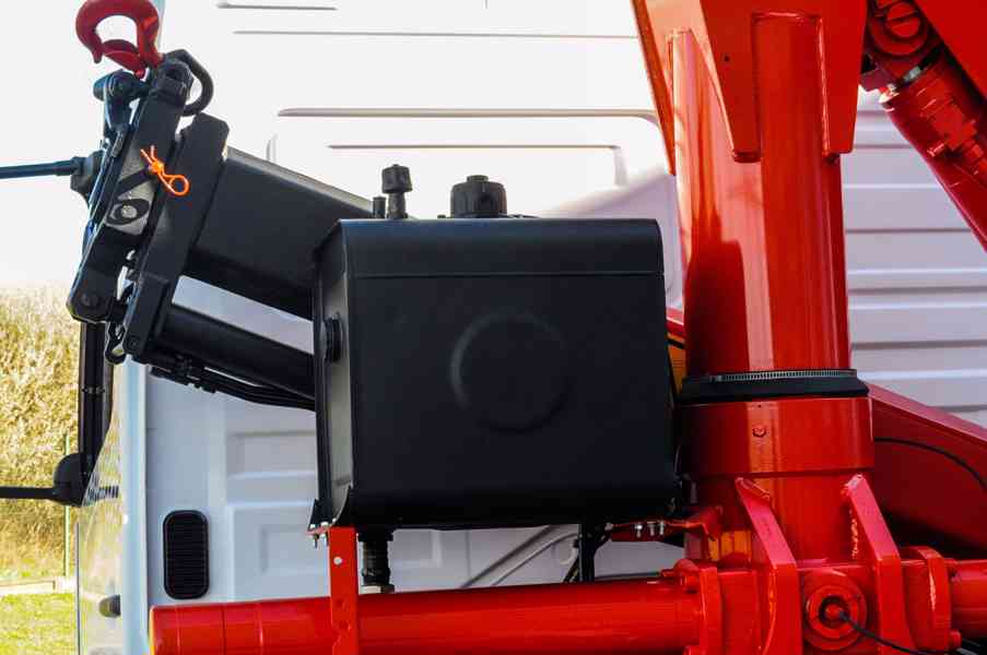 MERCEDES ATEGO 1222 TŘÍSTRANNÝ SKLÁPĚČ HYDRAULICKÁ RUKA EU5 - foto 79