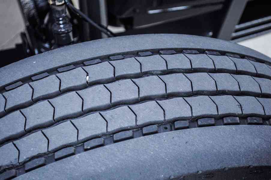 MERCEDES ATEGO 1222 TŘÍSTRANNÝ SKLÁPĚČ HYDRAULICKÁ RUKA EU5 - foto 57