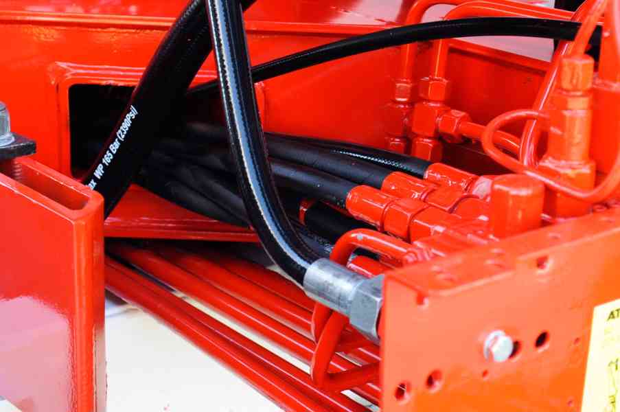 MERCEDES ATEGO 1222 TŘÍSTRANNÝ SKLÁPĚČ HYDRAULICKÁ RUKA EU5 - foto 69