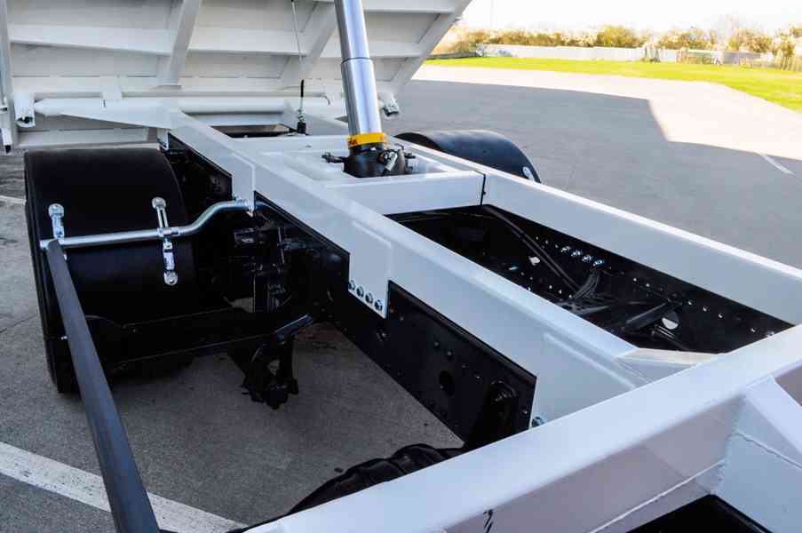 MERCEDES ATEGO 1222 TŘÍSTRANNÝ SKLÁPĚČ HYDRAULICKÁ RUKA EU5 - foto 88